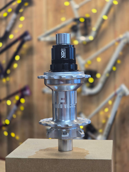 UFO 2.0 32h 148mm Boost Rear Hub - Silver