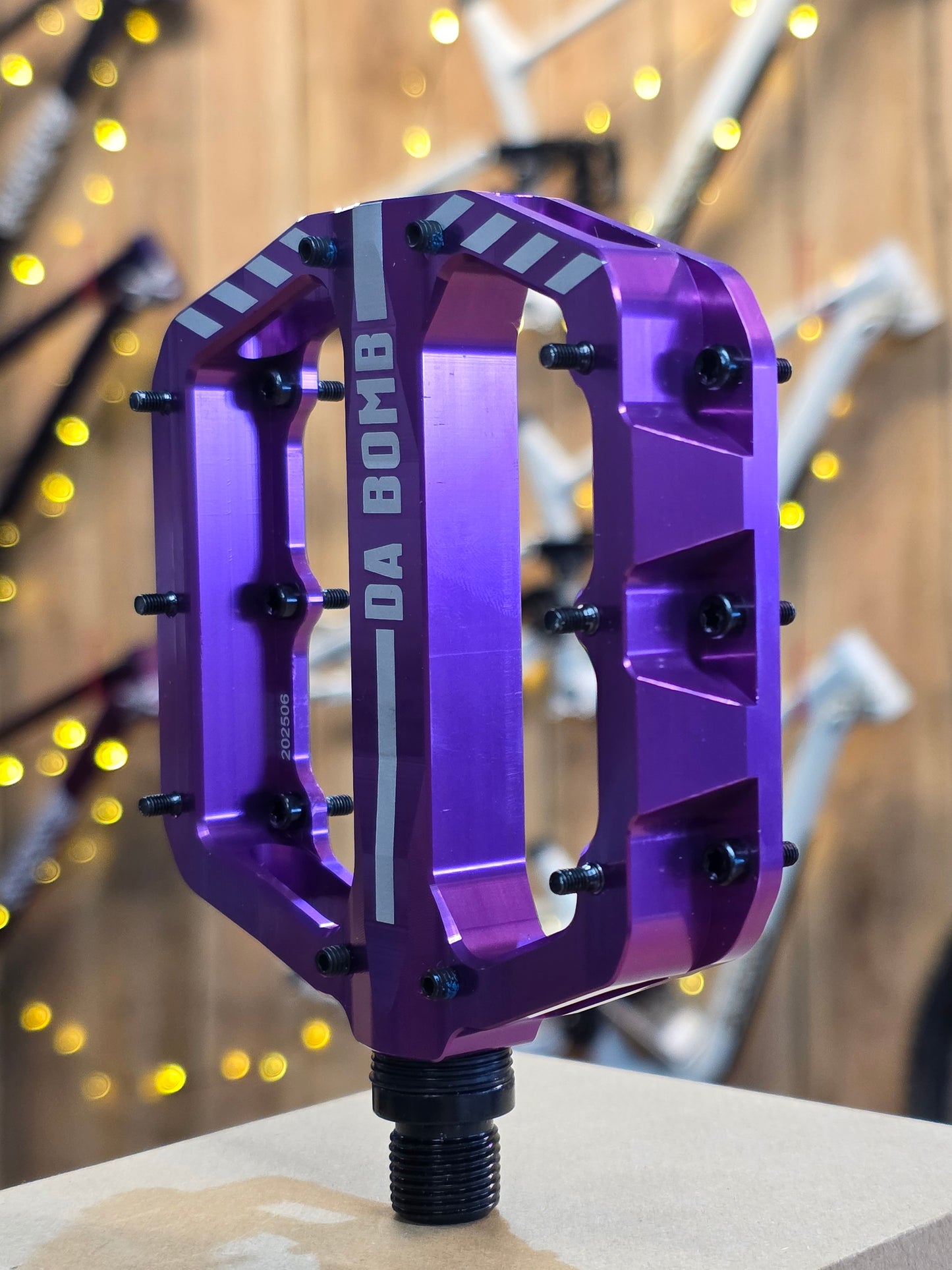 V-BLOCK Flat MTB Pedal