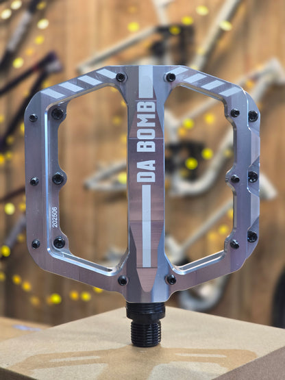 V-BLOCK Flat MTB Pedal
